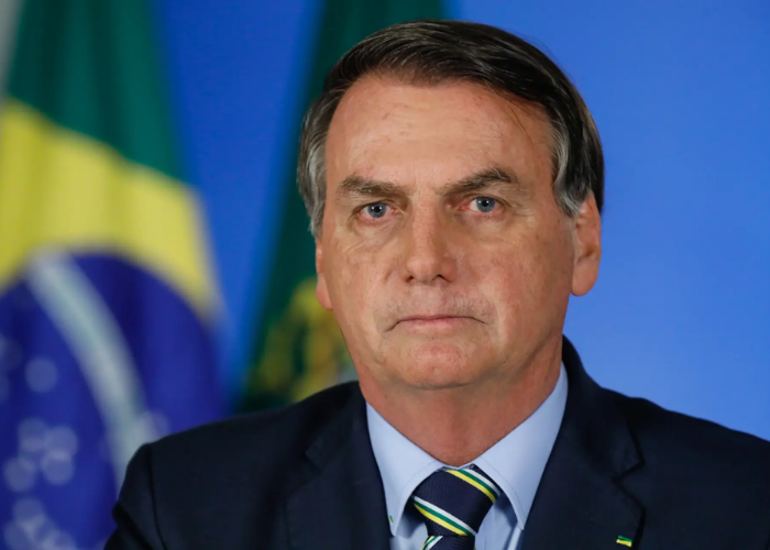 නිවාස අඩස්සියට පත් වූ බ්‍රසීලයේ හිටපු ජනාධිපති ජෙයාර් බොල්සොනාරෝ