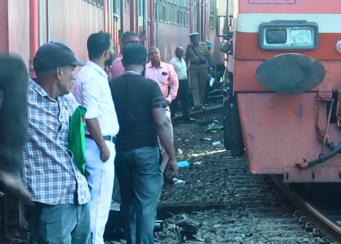 කොළඹ කොටුව – මරදාන අතර දුම්රිය පීලි පැනීමෙන් දුම්රිය ප්‍රමාදයක්