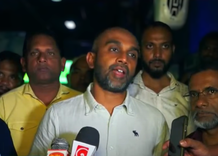 එකට ගමන යන ලංගම – පෞද්ගලික බස් (VIDEO)