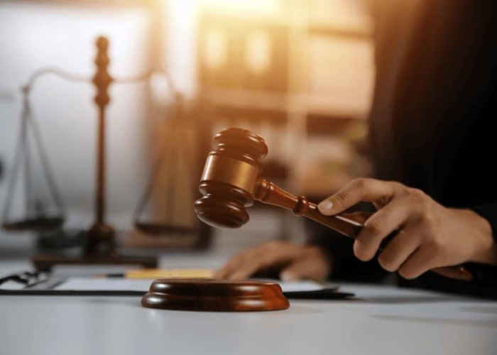 ආරක්ෂක නියෝජ්‍ය අමාත්‍ය අරුණට විශ්වාසභංගයක්