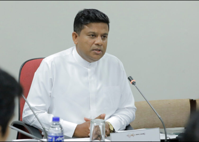 මන්ත්‍රී අරවින්ද සෙනරත් COPA සභාපති ධුරයෙන් ඉල්ලා අස්වෙයි