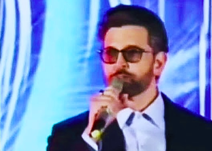 සිහින සන්ධ්‍යාවේ රිතික් (VIDEO)