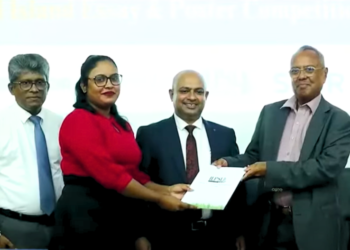 පාරිසරික වෘත්තීකයන්ගේ ආයනතය සංවිධානය කළ තරඟාවලියේ ජයග්‍රාහකයන්ට තිළිණ බෙදා දීමේ උත්සවය (VIDEO)