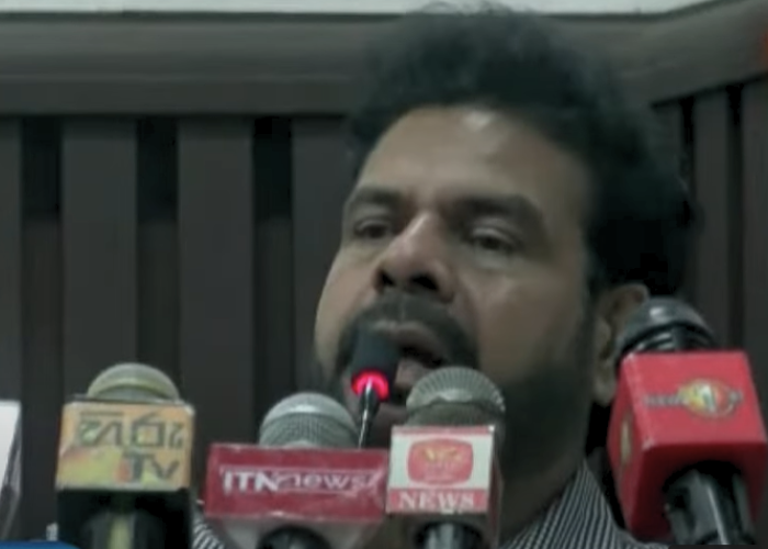 රජයේ සහ ආණ්ඩුවේ වෙනස ගැන කියන නාමල් (VIDEO)