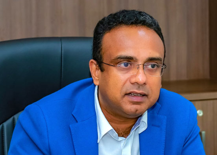 හිටපු අමාත්‍ය මනූෂ නානායක්කාර FCIDයට