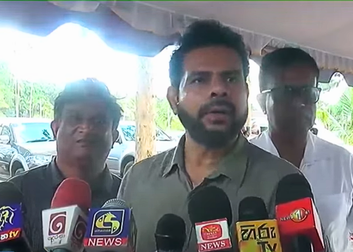 නාමල් ගැන කියන නාමල් (VIDEO)