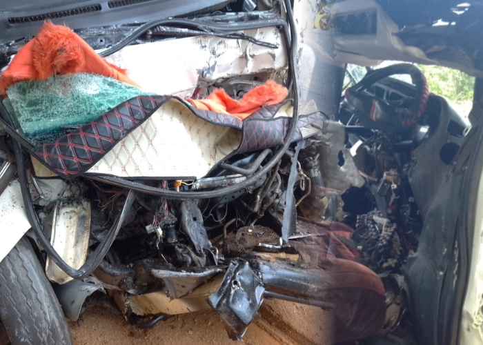 තලාවේ මාරක රිය අනතුරක්