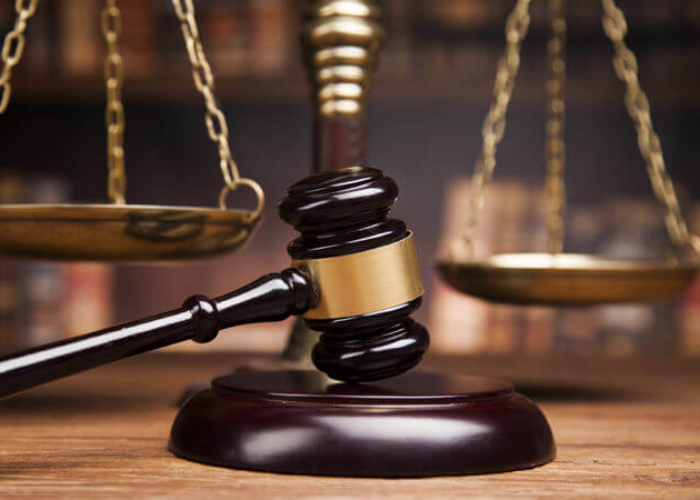 කතානායකට එරෙහිව විශ්වාසභංගයක් ගේන්න හදන අජිත්