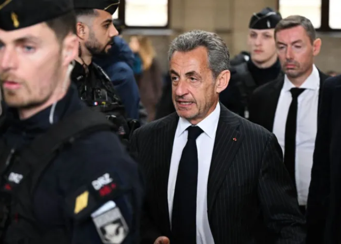 හිටපු ප්‍රංශ ජනපති සර්කෝසිට වසර පහක සිර දඬුවමක්