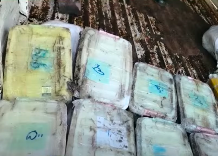 තංගල්ලෙන් හමු වූ මත්ද්‍රව්‍ය තොගයේ වටිනාකම කෝටි 1000ක් (VIDEO)