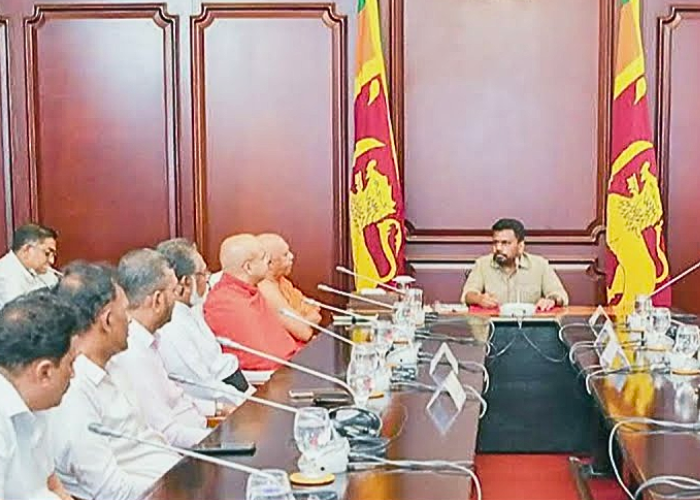 රටම එකට ජාතික මෙහෙයුම ගැන මාධ්‍යආයතන ප්‍රධානීන් දැනුවත් කෙරේ (VIDEO)
