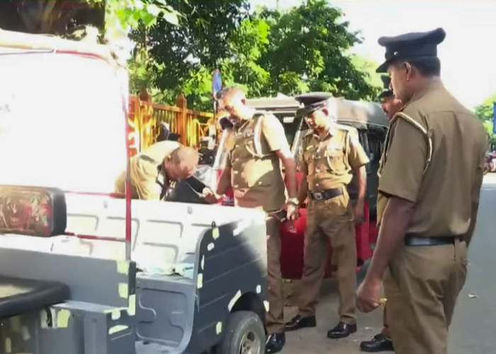 අල්ලා ගත් ත්‍රීවිලර් හොරකම (VIDEO)