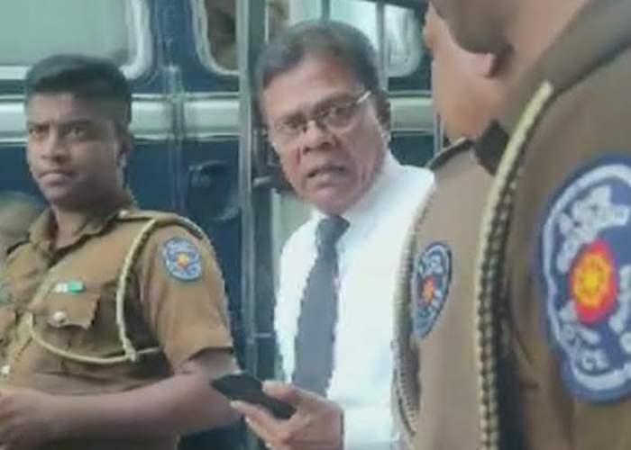 ගල්කිස්ස උසාවි භූමියේ සිද්ධියට සම්බන්ධ පොලිස් කොස්තාපල්වරයාට ඇප (VIDEO)
