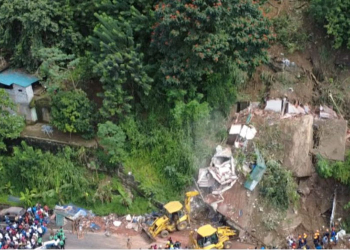 පහළ කඩුගන්නාව මාර්ගයේ එක් මංතීරුවක් ගමනාගමනයට යළි විවෘතයි