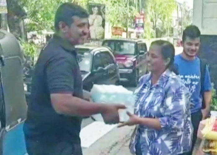 පීඩාවට පත් ජනතාවට සහන සැලසීමේ වැඩසටහන් තවමත් දිවයින පුරා ක්‍රියාත්මකයි (VIDEO)