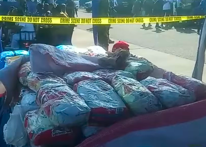 දකුණු මුහුදේදී භාරයට ගත් මත්ද්‍රව්‍ය යාත්‍රාව දික්ඕවිටට (VIDEO)