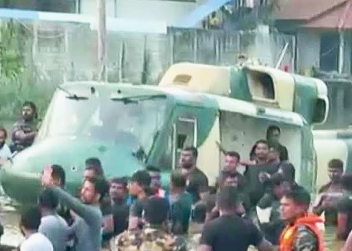 අනතුරට පත් වූ හෙලිකොප්ටර් යානය ගොඩගැනීමට කටයුතු කරයි (VIDEO)