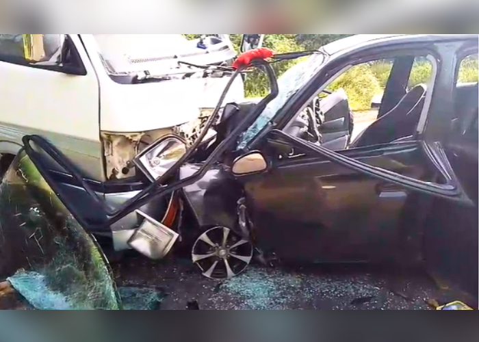 තුනකට මරු කැඳවූ රිය අනතුර (VIDEO)