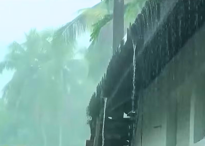 ආයෙත් කැළඹුණ පහළ වායුගෝලය – වැසි වැඩිවෙන ලකුණු (VIDEO)