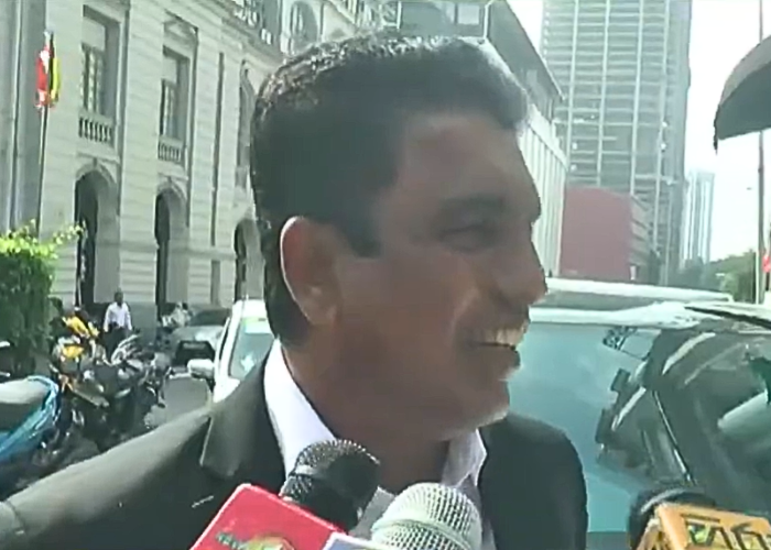 ජොන්ස්ටන් FCIDයට (VIDEO)