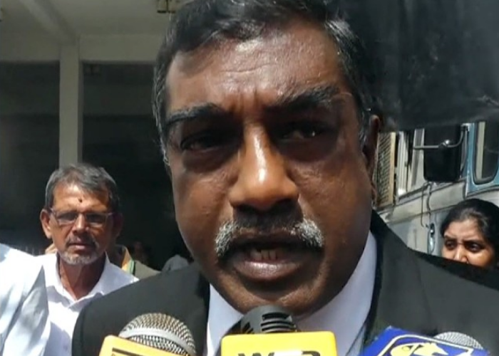 නීතිඥයින් අද වැඩ නැහැ (VIDEO)