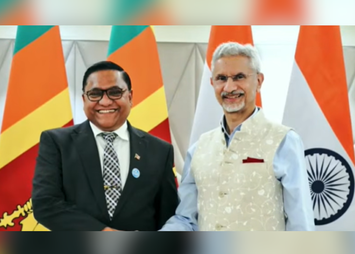 තෙල් අප්‍රේල් අග දක්වා ප්‍රමාණවත් – ඉන්ධන ගැන ඉන්දියාවෙනුත් ධනාත්මක ප්‍රතිචාර (VIDEO)