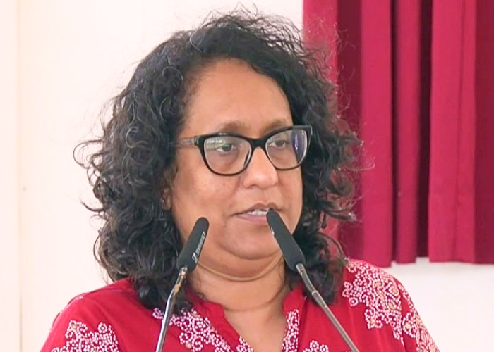 දෙමව්පියන්ට බරක් නැති අධ්‍යාපනයක් (VIDEO)