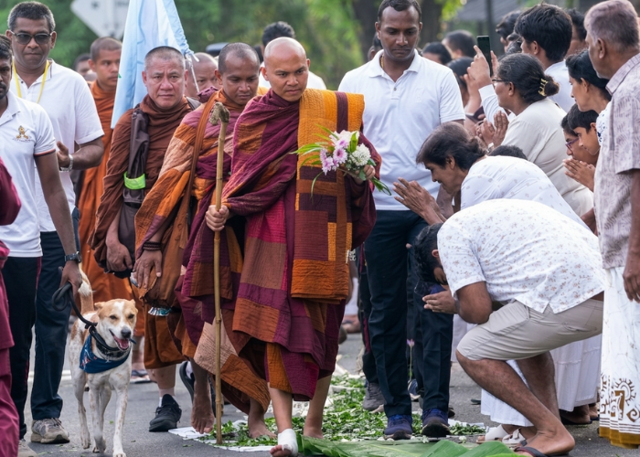 සාම පාගමන කැළණියට (VIDEO)