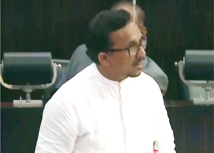 බලපත්‍ර 471ක් – වැඩේ කරලා තියෙන්නේ 8යි (VIDEO)
