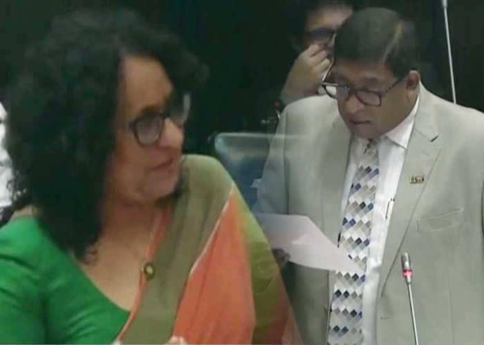 රනිල් ප්‍රජාතන්ත්‍රවාදීද? – පළාත් සභා ඡන්දය පාර්ලිමේන්තුවට (VIDEO)