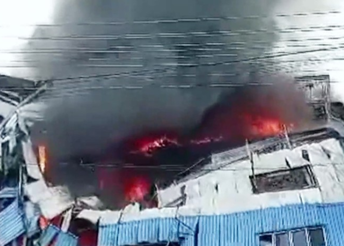 හෝමාගම ගින්න ගැන හොයන්න කමිටුවක් – හෙල්මට් ගින්නට හේතුව විදුලි කාන්දුවක්ද? (VIDEO)