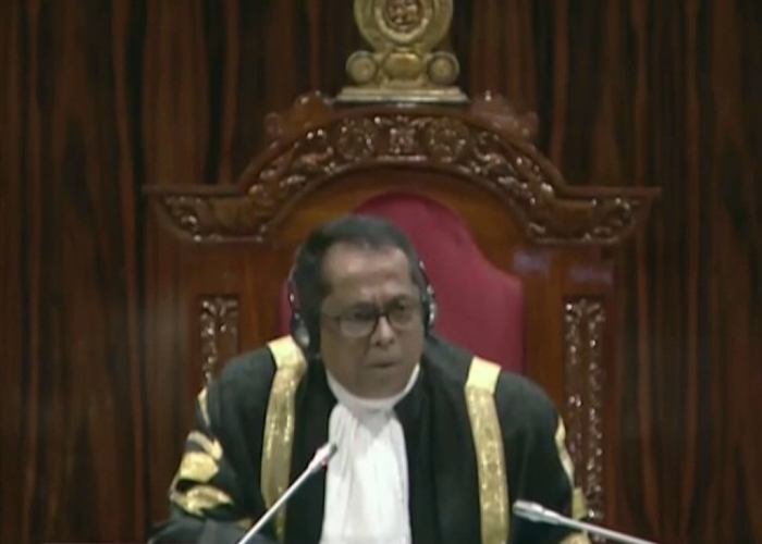 පාර්ලිමේන්තුව විහිලුවක් කර නොගන්නා ලෙස කථානායකවරයා පාර්ලිමේන්තු මන්ත්‍රීවරුන්ගෙන් ඉල්ලයි (VIDEO)