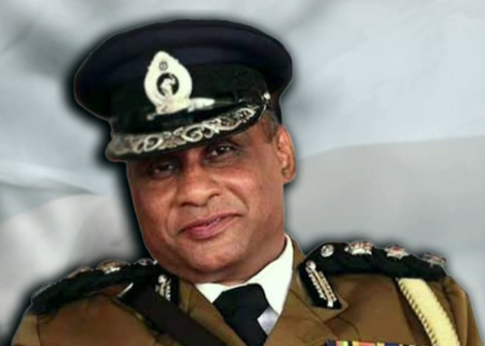 හිටපු පොලිස්පති මියයයි (VIDEO)