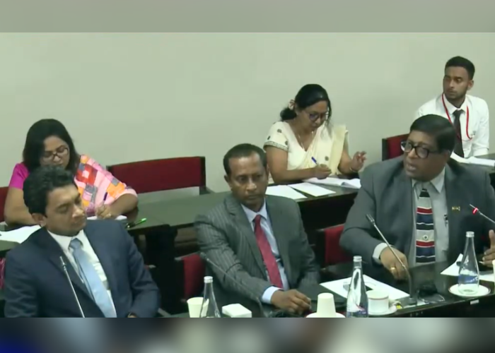 රජයේ ඉහළ තනතුරුවල උද්ගත වී ඇති වැටුප් අර්බුදය (VIDEO)