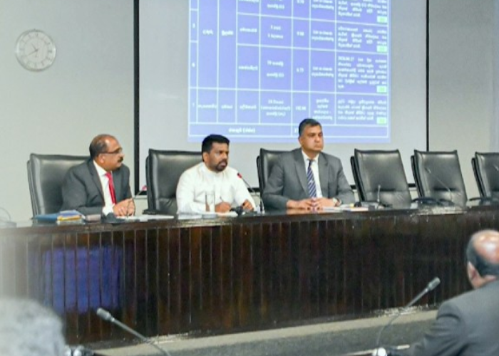 උතුරු නැගෙනහිර ඉඩම් නිදහස් කරන්න ජනපතිගෙන් සාකච්ඡා (VIDEO)