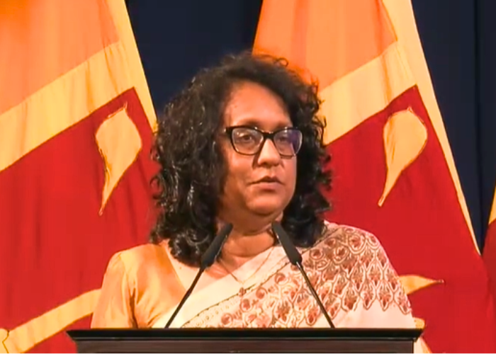 අධ්‍යාපනය මූලික අයිතිවාසිකමක් කියන හරිනි (VIDEO)