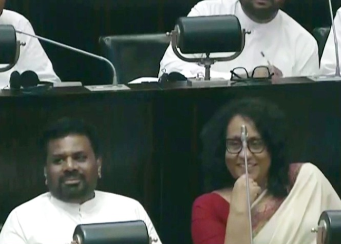 ජනපති පාර්ලිමේන්තුවට – 22කට එරෙහි තවත් පෙත්සම් කථානායකට (VIDEO)