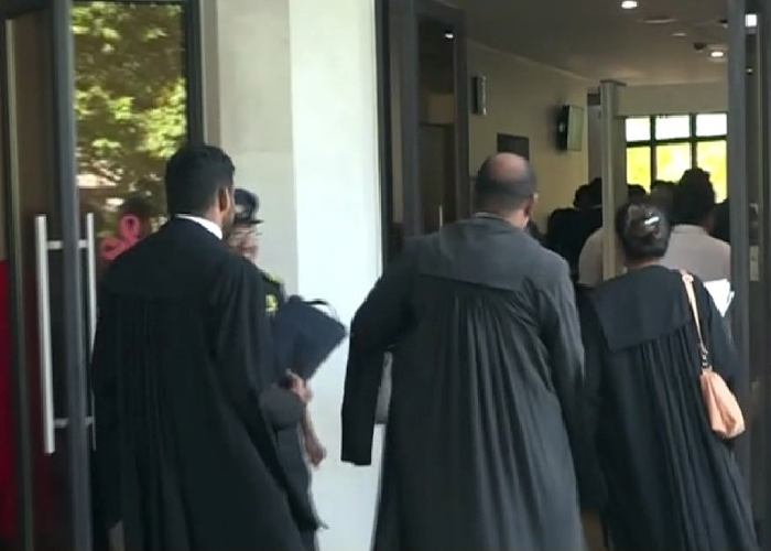 22ට එරෙහි පෙත්සම් විභහගය ඇරඹෙයි – අධිකරණ ශාලාවත් මාරු කරයි (VIDEO)
