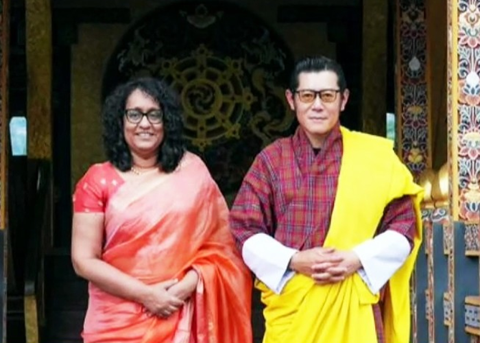 අගමැතිනිය භූතාන රජු හමුවෙයි (VIDEO)