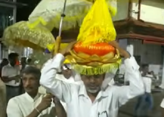 වර්ෂාව ඇදහැලීම ප්‍රාර්ථනා කරමින් වැසි පිරිත ලක්ෂ වාරයක් සජ්ඣායනා කිරීම ඊයේ රාත්‍රියේ ආරම්භ කෙරුණා (VIDEO)
